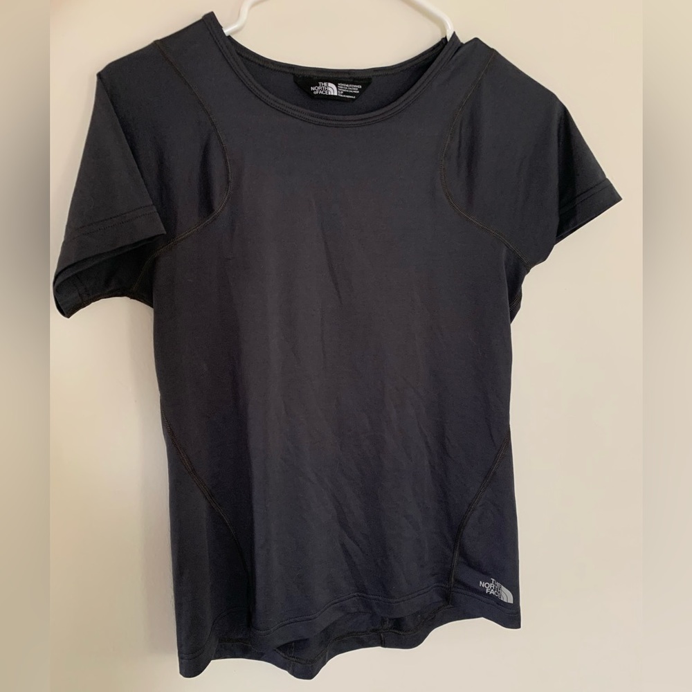 The North Face Flash Dry Short Sleeve Top